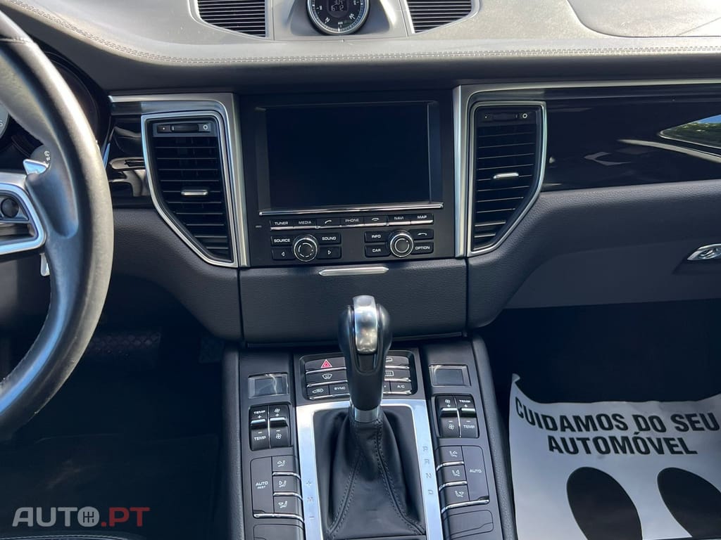 Porsche Macan S