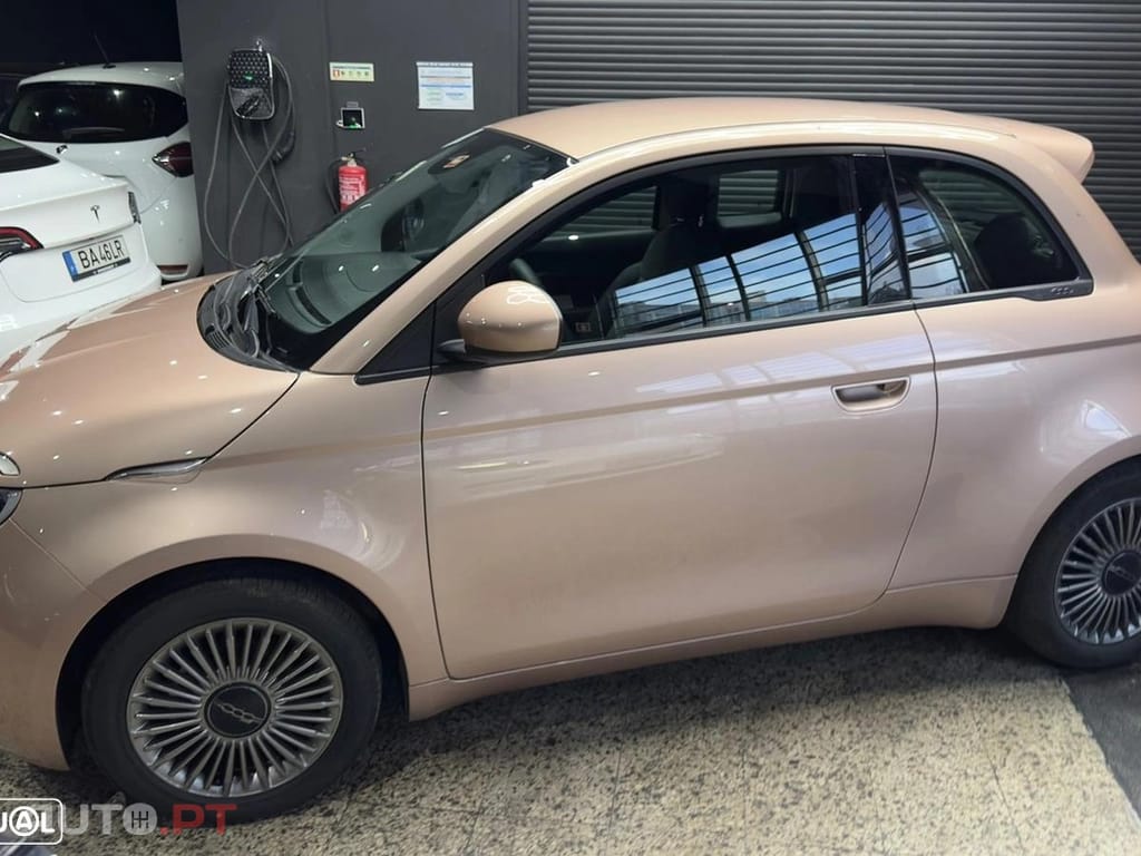 Fiat 500e 23,8kWh Icon