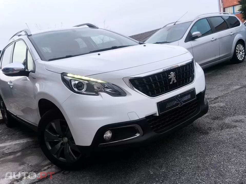 Peugeot 2008 1.6 BlueHDi Style