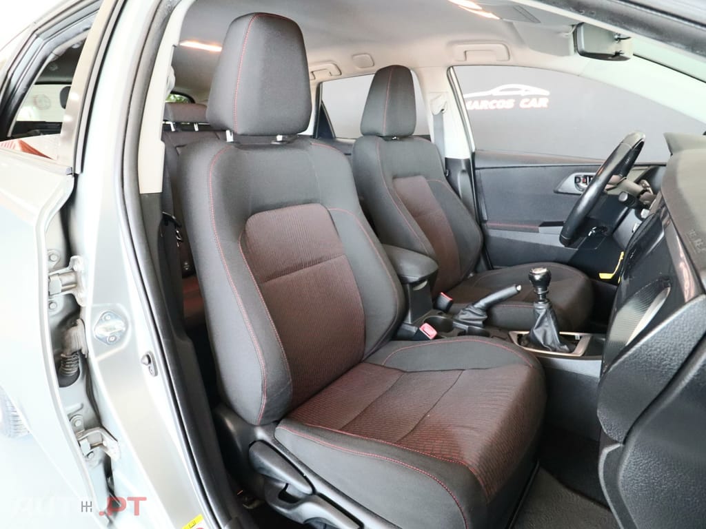 Toyota Auris Touring Sports 1.4 D-4D Active+AC
