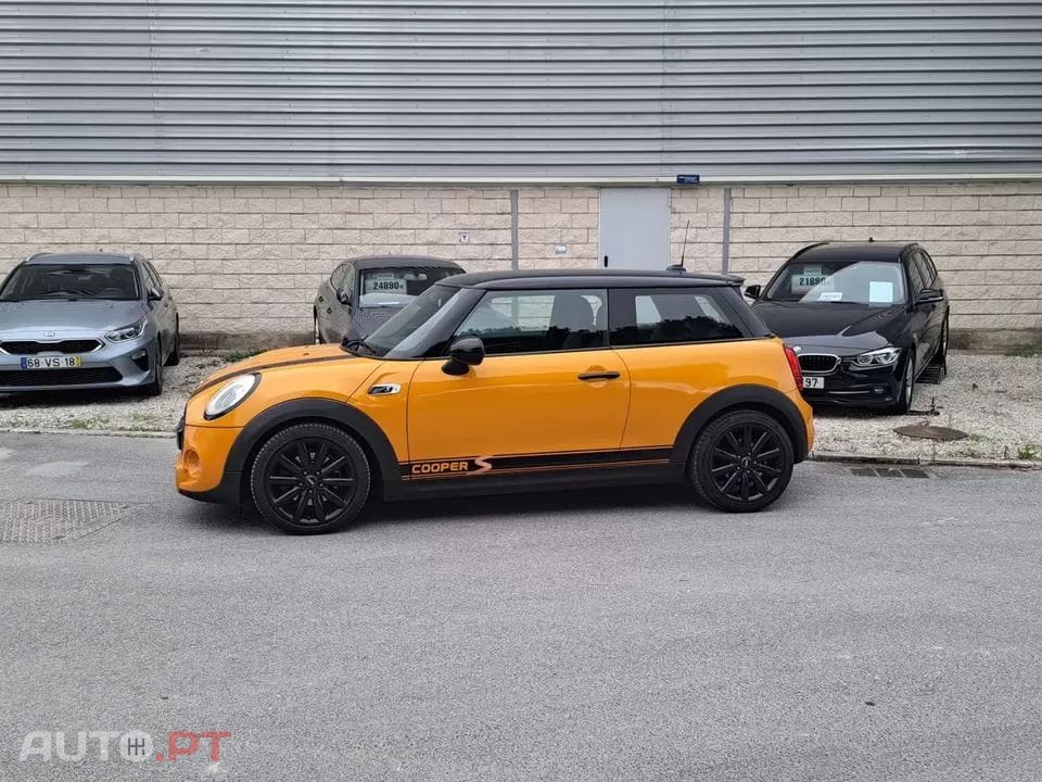 MINI Cooper Cooper S