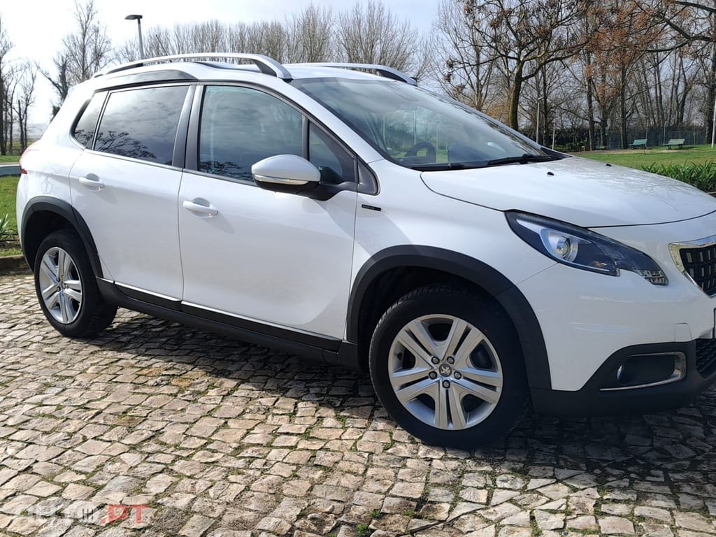 Peugeot 2008 1.5 BlueHDi Signature