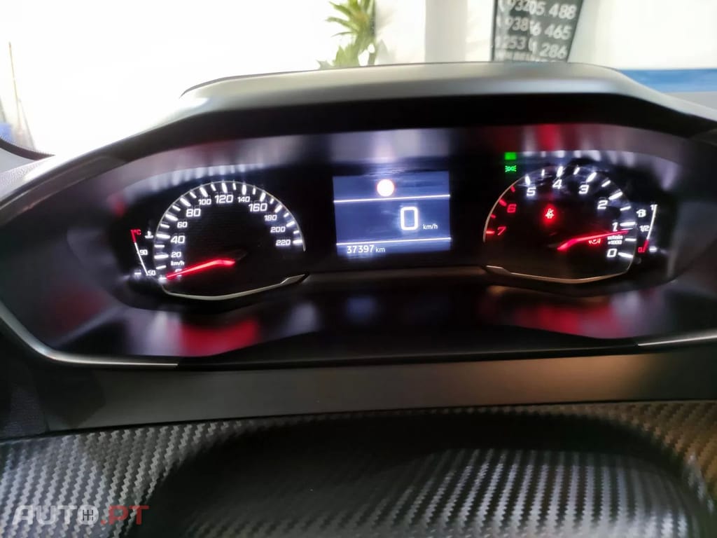 Peugeot 208 PureTech 100 Style