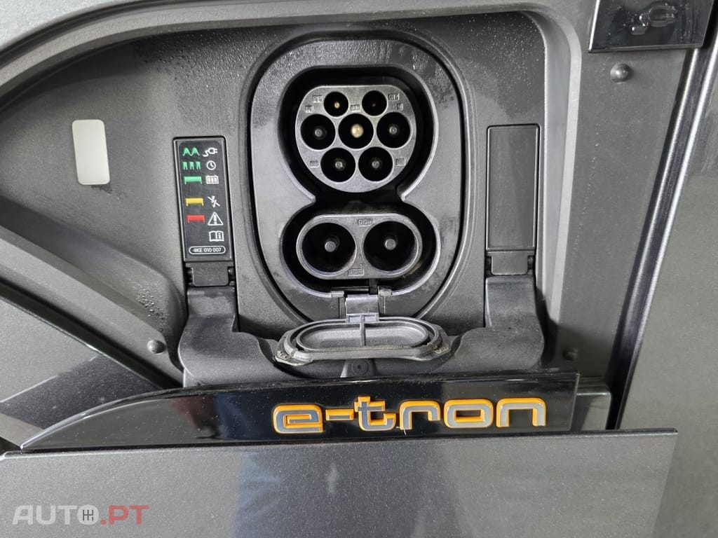 Audi E-Tron 55 quattro S line