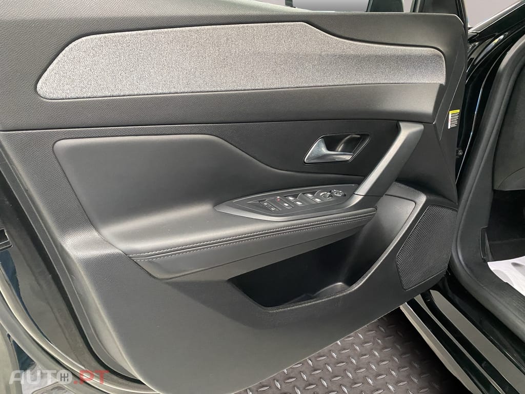 Peugeot 308 SW 1.2 PureTech Allure EAT8