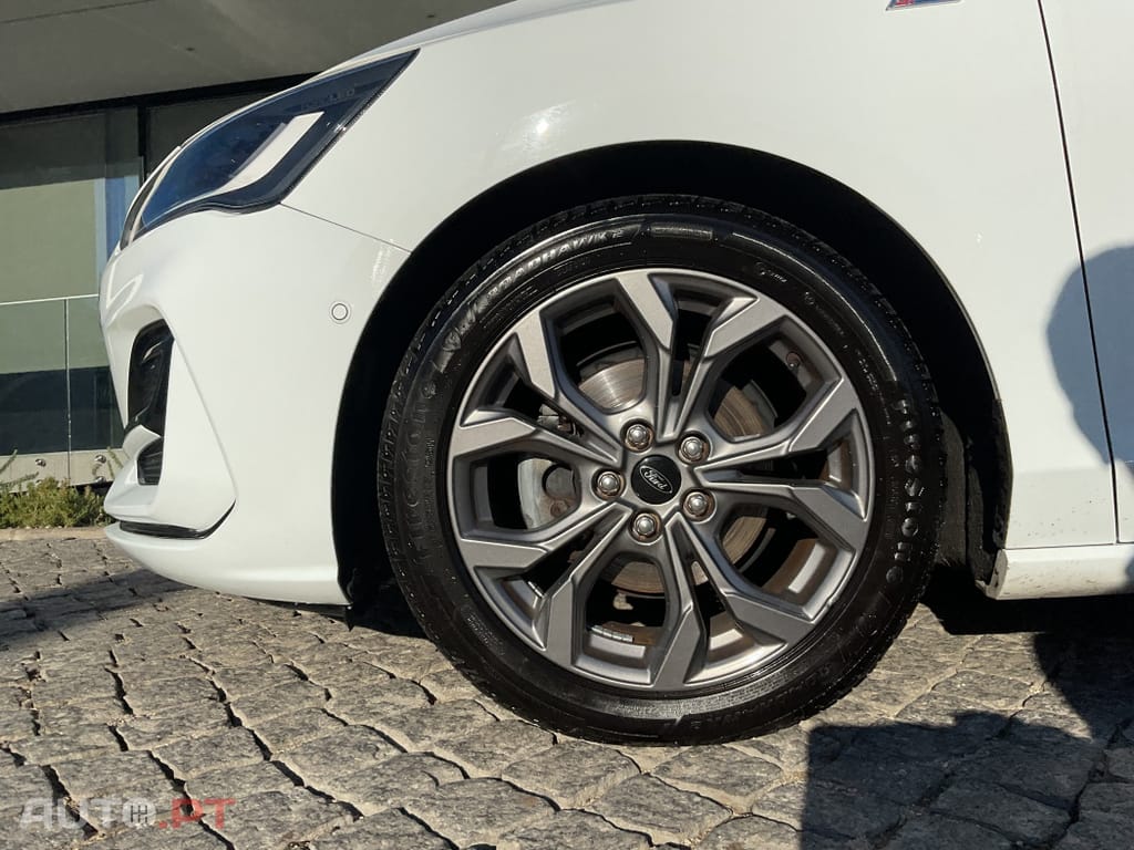 Ford Focus SW 1.0 EcoBoost MHEV ST-Line