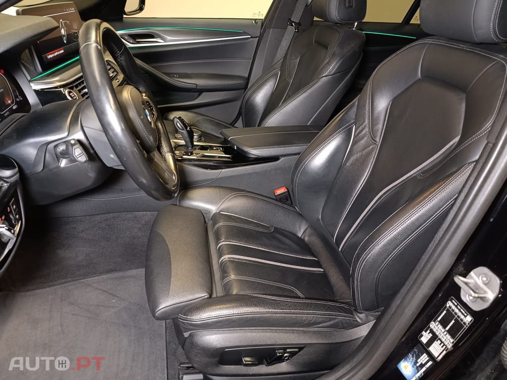 BMW 520 Touring d Pack M Auto