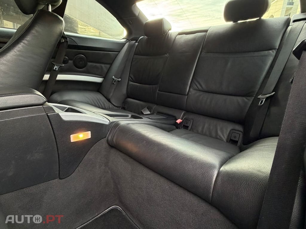 BMW 325 i