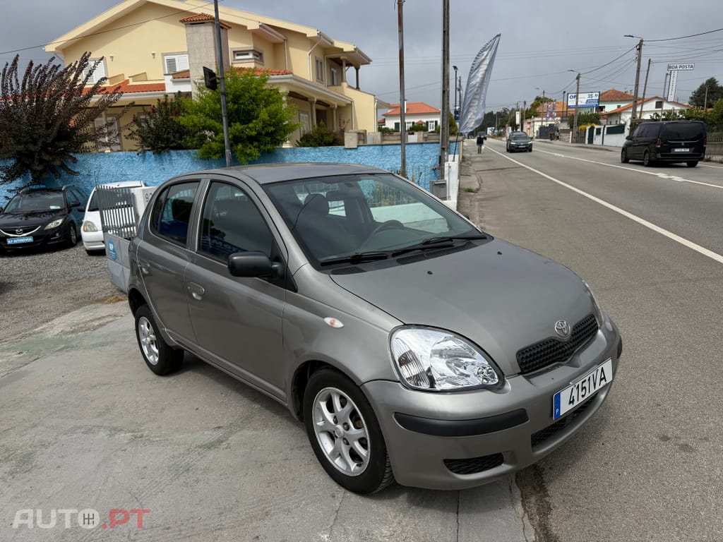 Toyota Yaris 1.0 Sol