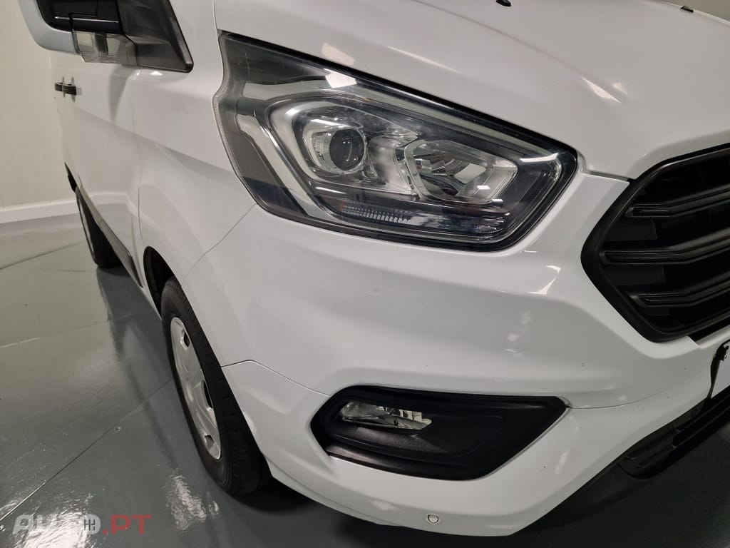 Ford Transit Custom 310L1 2.0 TDCi H1-Tecto Baixo Trend