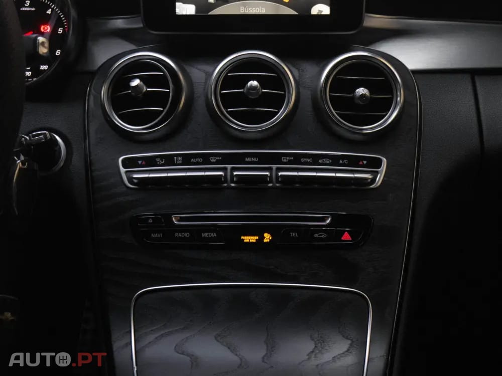 Mercedes-Benz C 220 c220d coupe