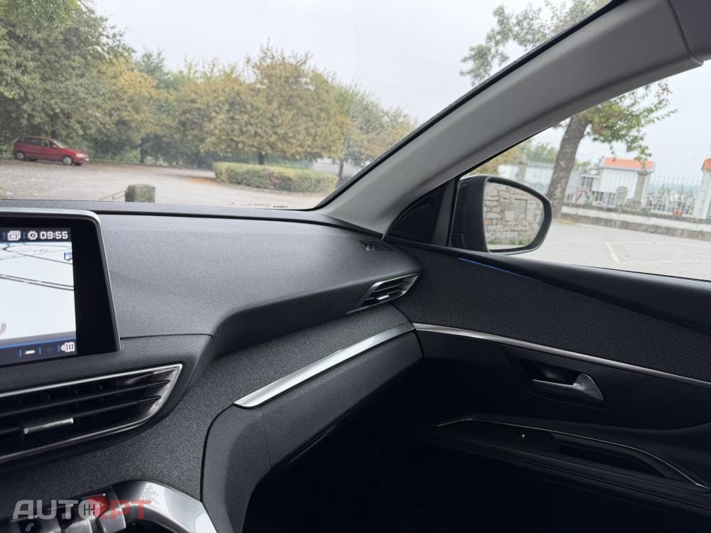 Peugeot 3008 1.6 BlueHDi Allure EAT6 J18