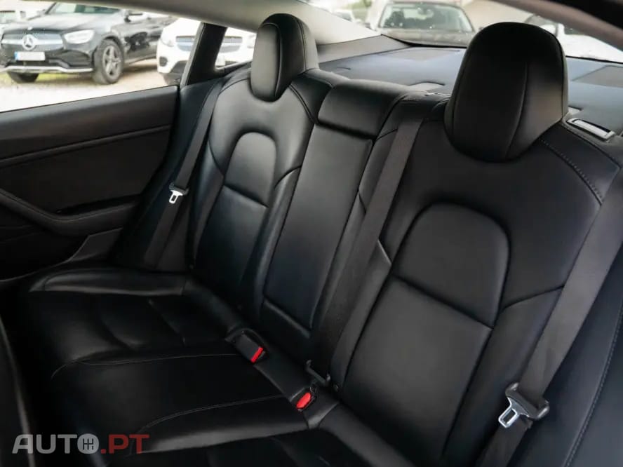 Tesla Model 3 Long Range AWD Dual Motor