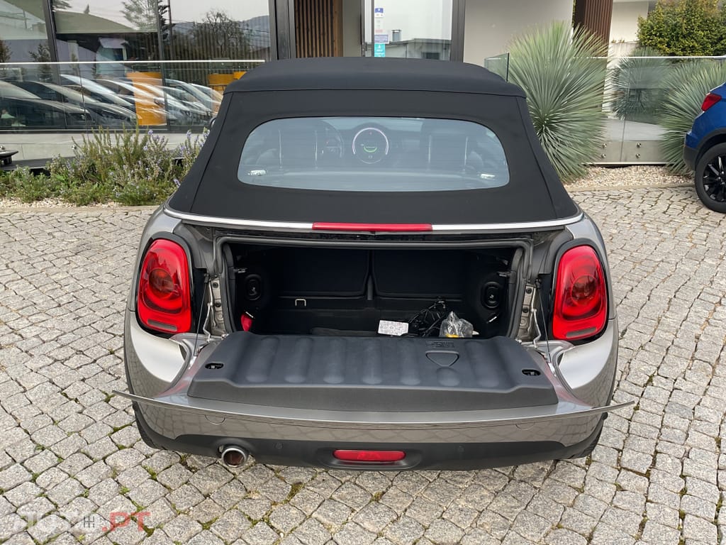 MINI Cabrio Cooper D