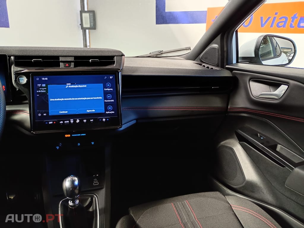 Ford Puma 1.0 EcoBoost mHEV ST-Line