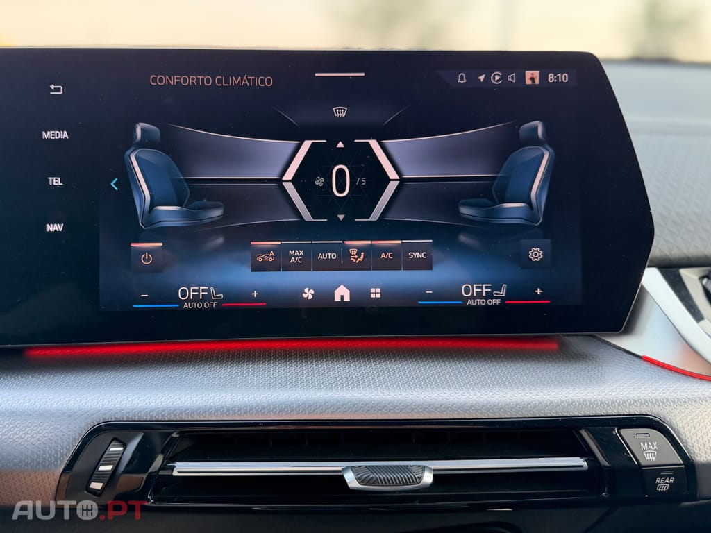 BMW iX2 eDrive20 Pack Desportivo M — fotografia 18