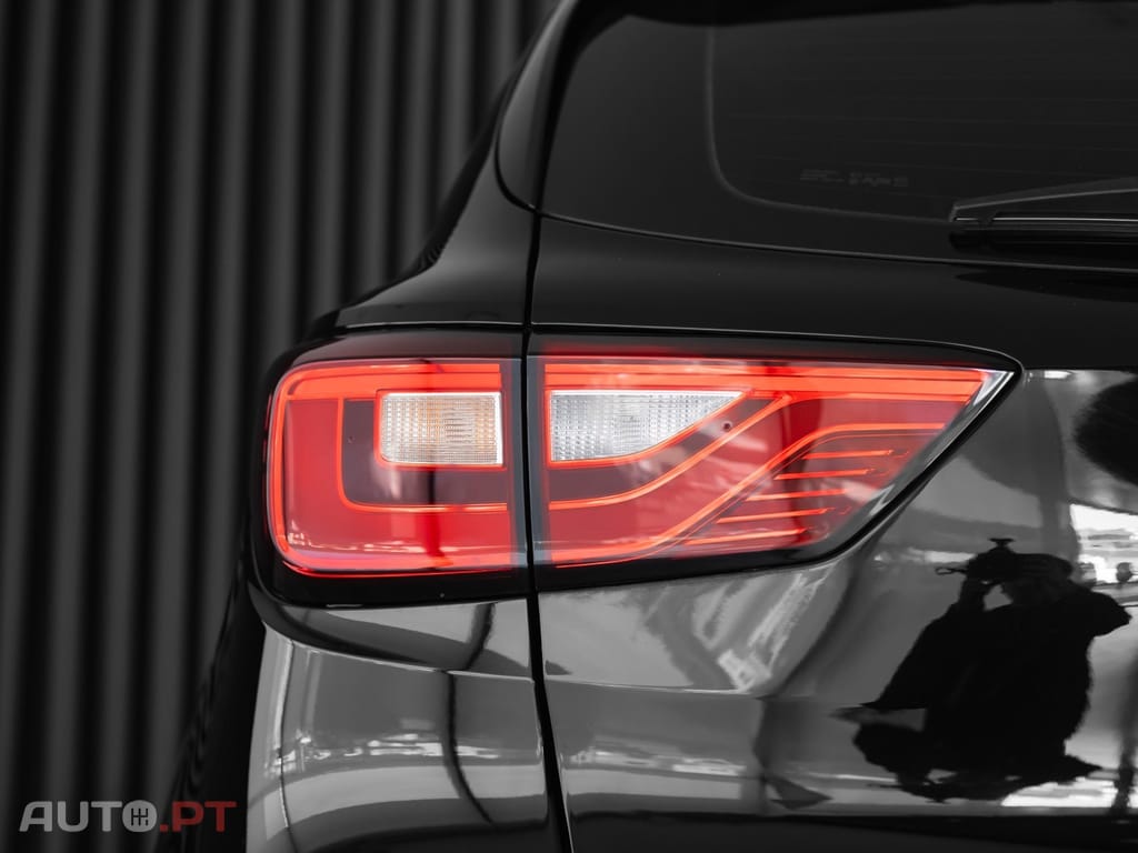 MG ZS EV 44.5 kWh Luxury