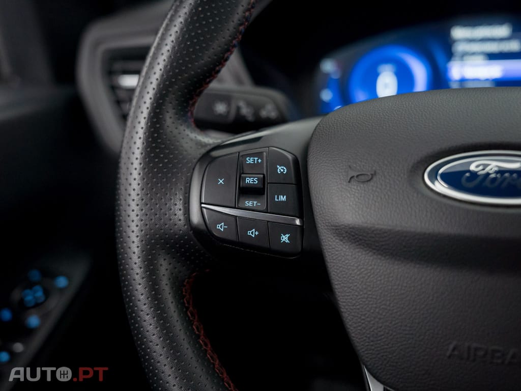 Ford Kuga 2.5 PHEV ST-Line X