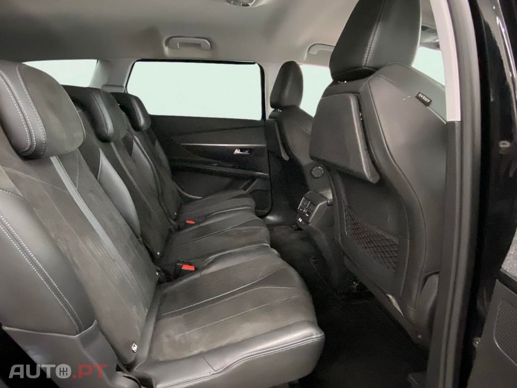 Peugeot 5008 1.5 BlueHDi Crossway EAT8