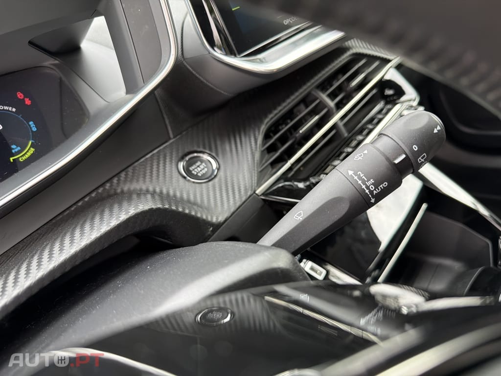 Peugeot E-2008 50 kWh Allure