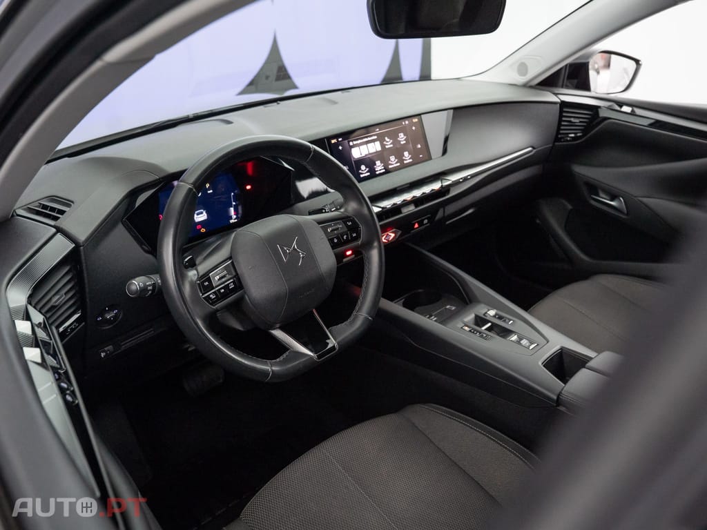 DS DS4 1.5 BlueHDi Bastille + EAT8