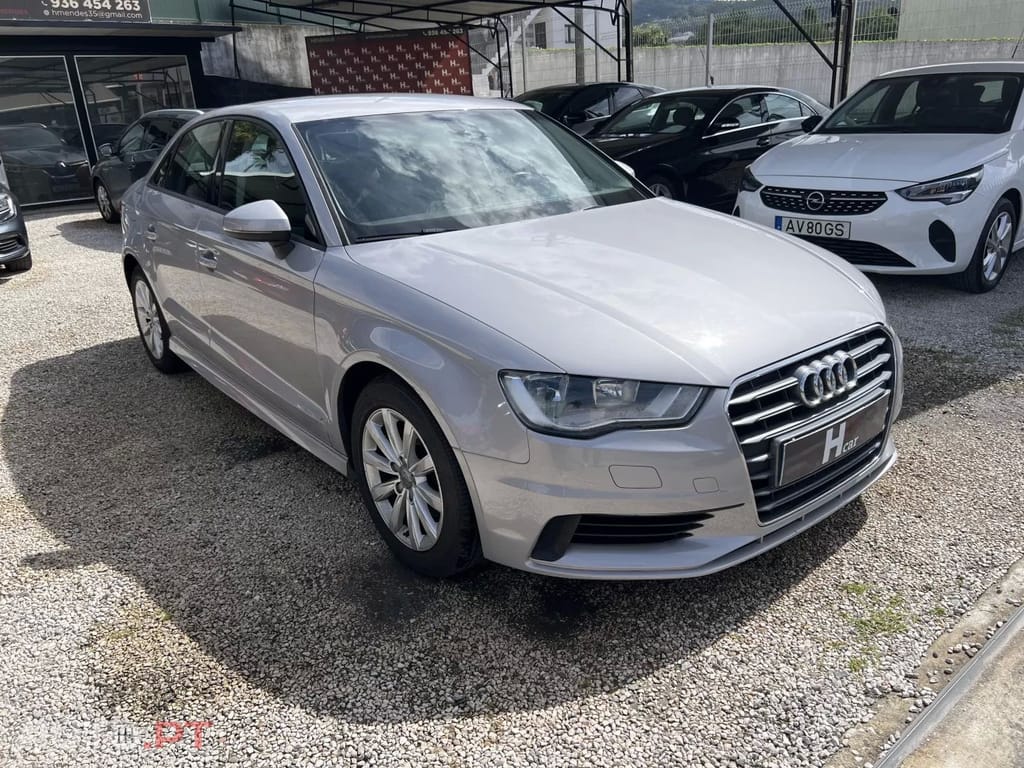 Audi A3 1.6 TDI (clean diesel) Ambiente — fotografia 3