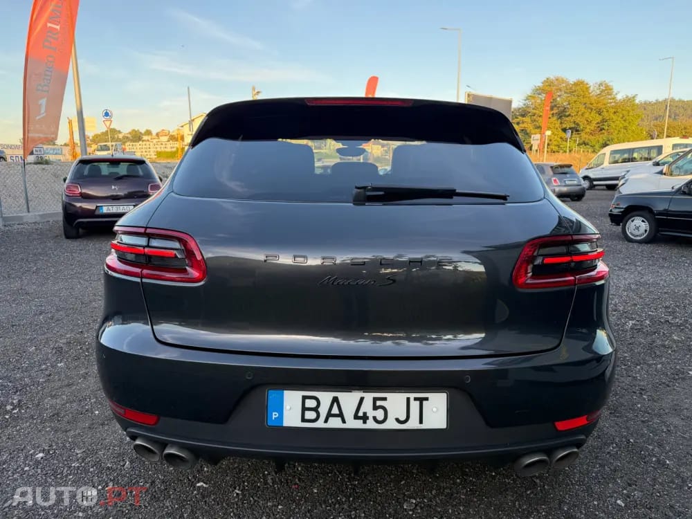 Porsche Macan S