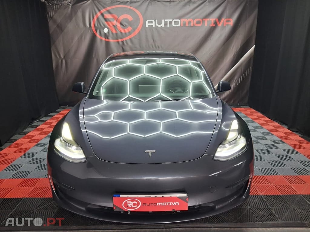 Tesla Model 3 Long-Range Dual Motor AWD