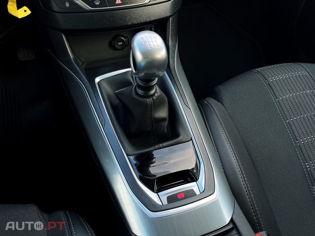 Peugeot 308 1.5 BlueHDi Allure