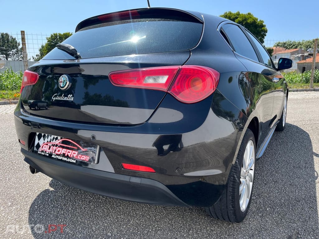 Alfa Romeo Giulietta 1.6 JTDM 16V Impression