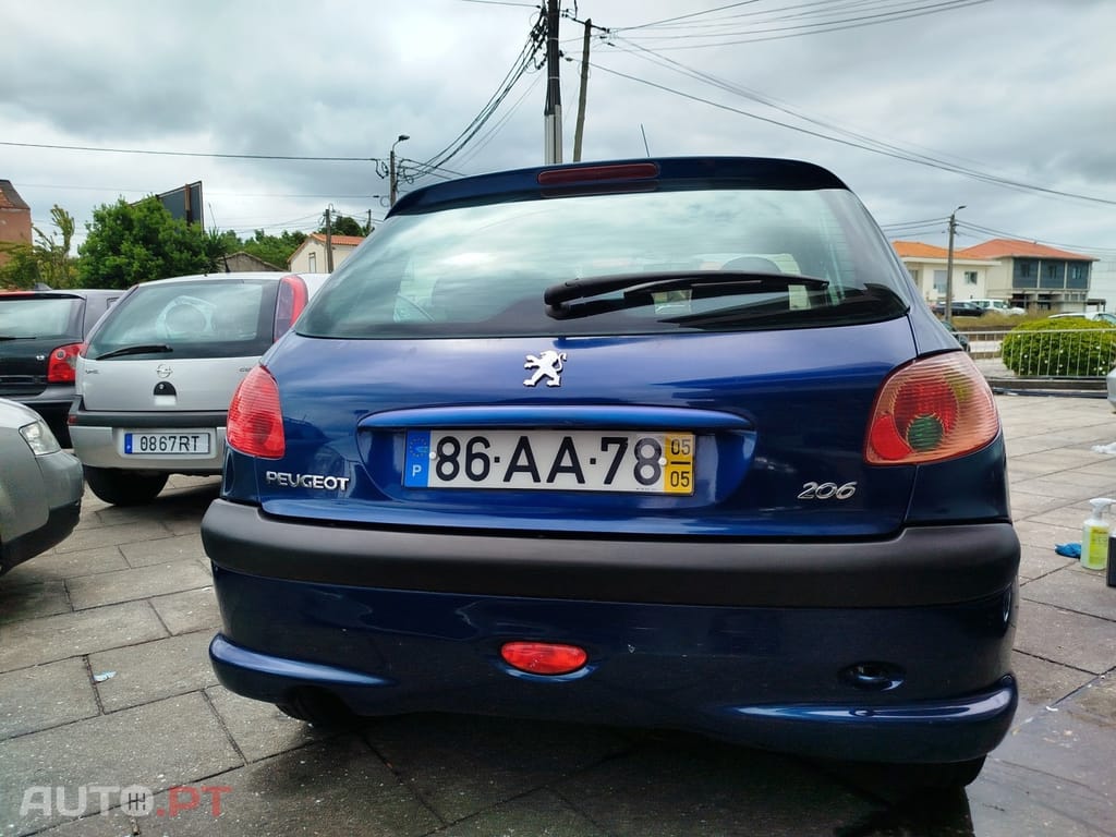 Peugeot 206 1.1 Color Line
