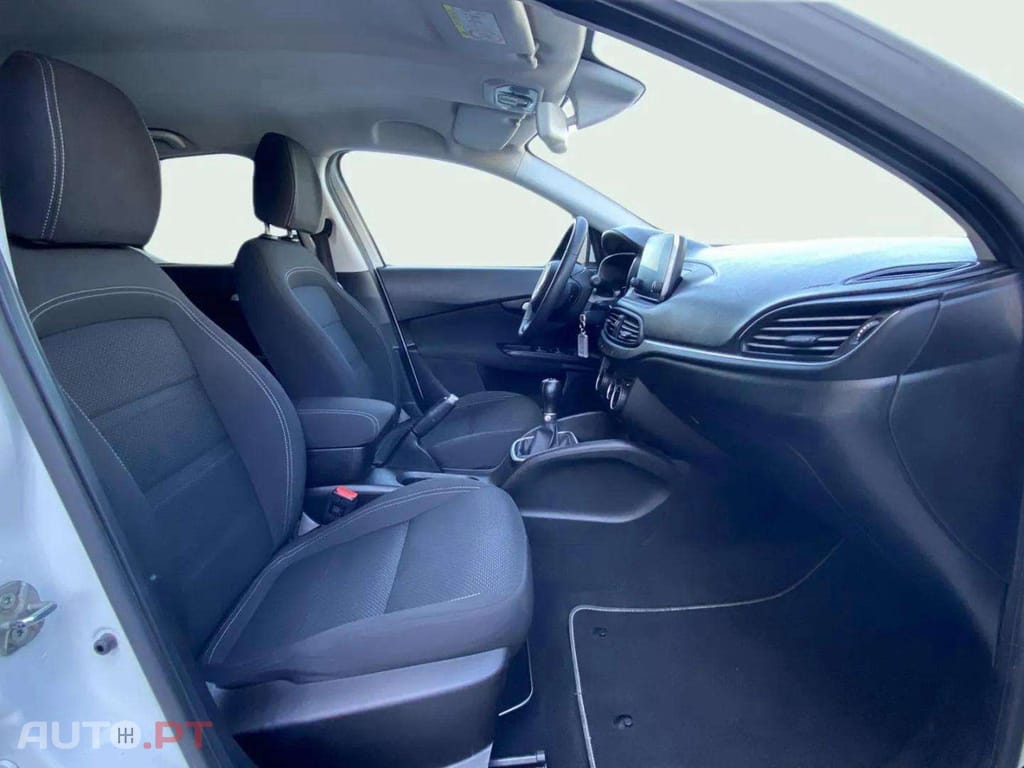 Fiat Tipo 1.3 M-Jet lounge