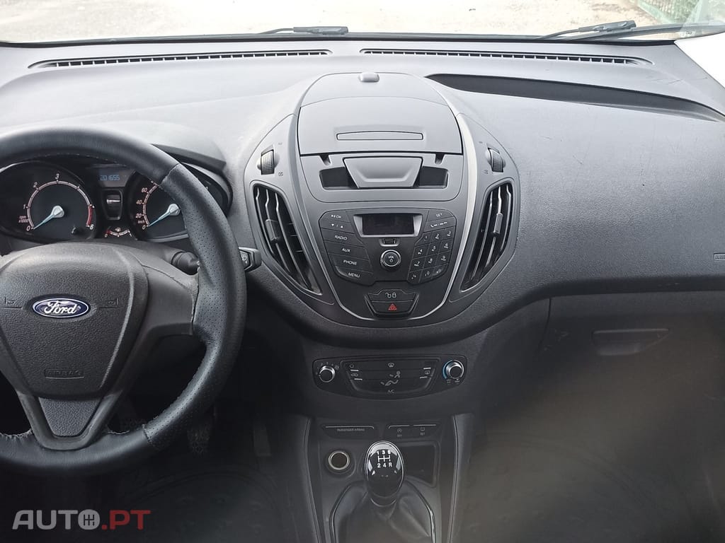 Ford Tourneo 1.5 TDCi Ambiente