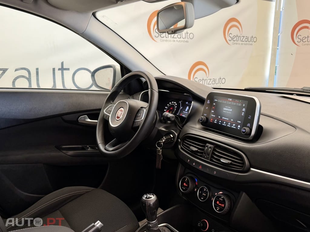 Fiat Tipo 1.3 M-Jet Lounge J17