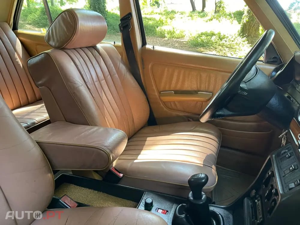 Mercedes-Benz 240 ND