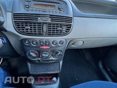 Fiat Punto 1.2 16V HLX