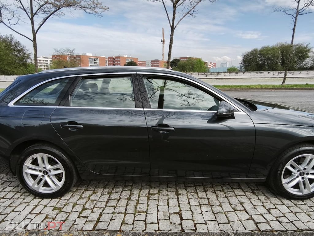 Audi A4 Avant 30 TDI S tronic