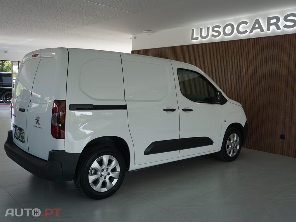 Peugeot Partner 1.5 BlueHDi Asphalt Standard