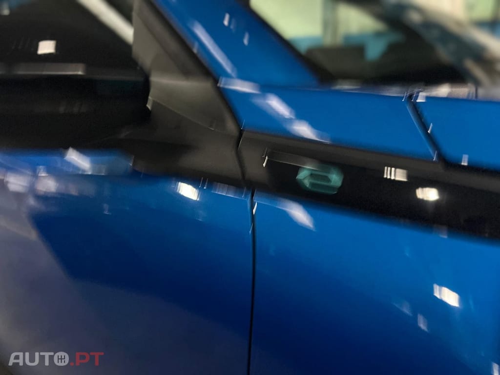 Peugeot E-2008 50 kWh Active Pack