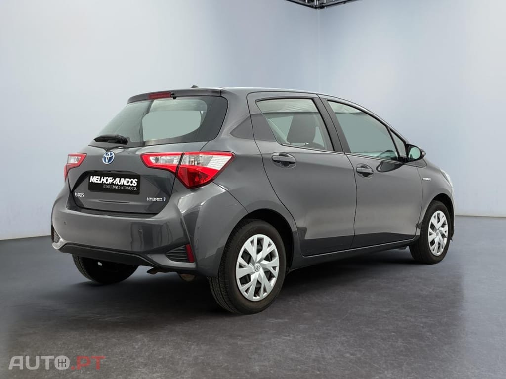 Toyota Yaris 1.5 Hybrid France Business
