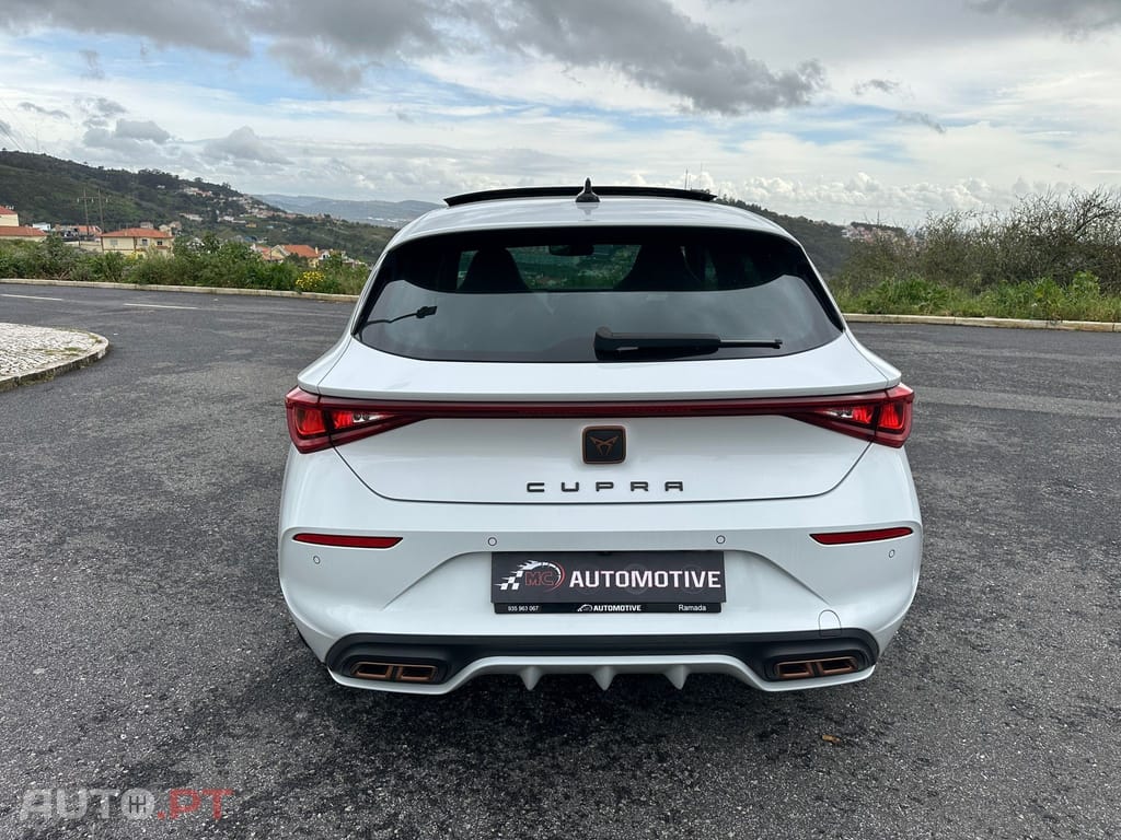 Cupra Leon 1.4 e-Hybrid VZ DSG
