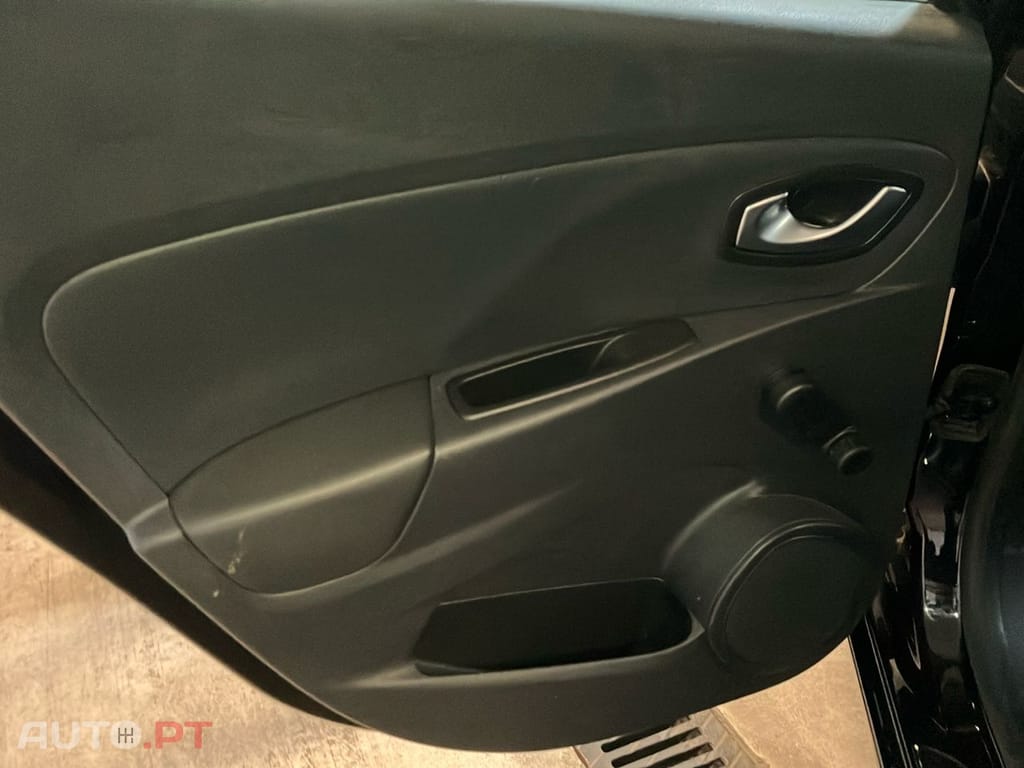 Renault Clio TCe 90 Limited