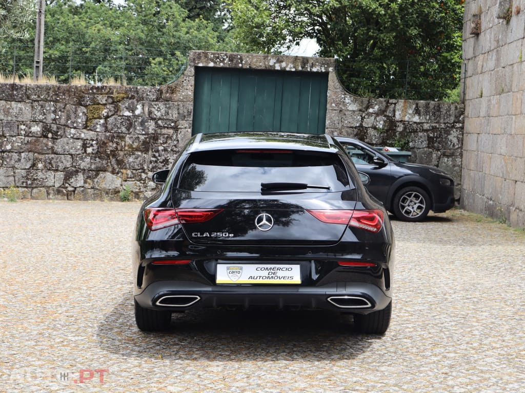 Mercedes-Benz CLA 250 e AMG Line