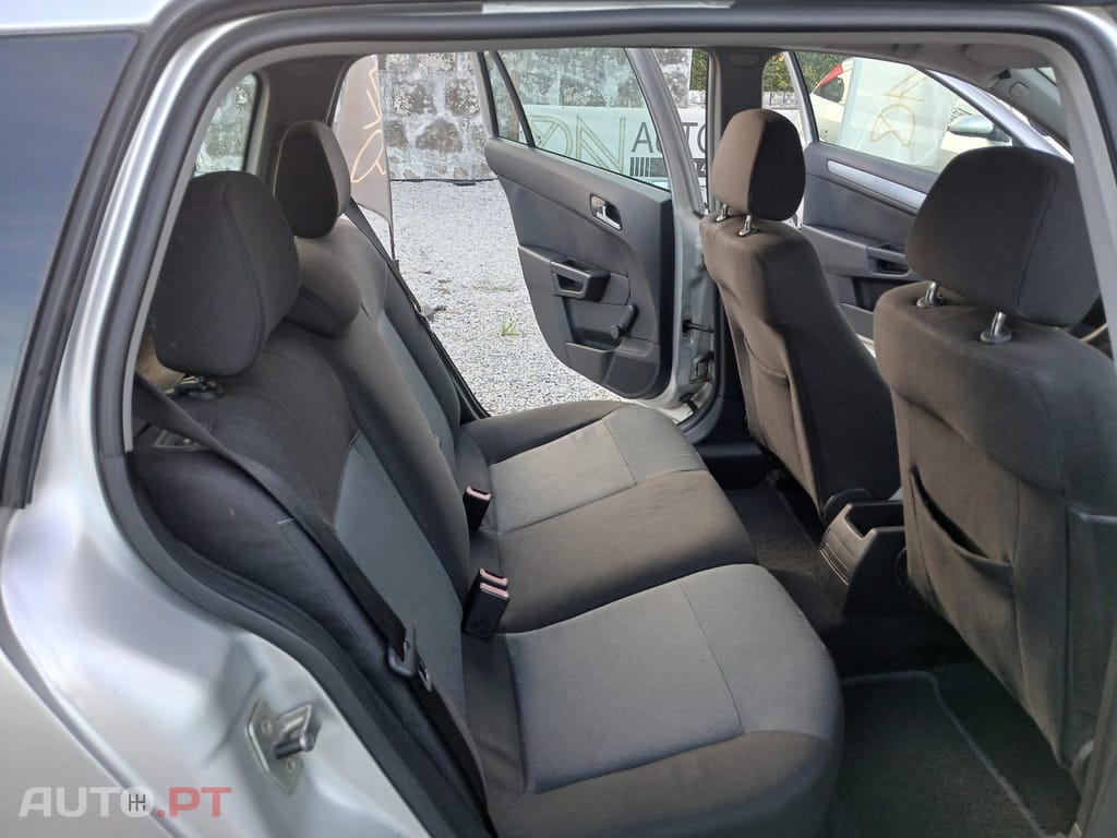 Opel Astra Caravan 1.4