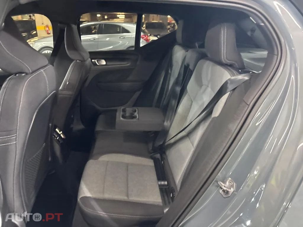 Volvo XC40 1.5 T5 PHEV R-Design Expression