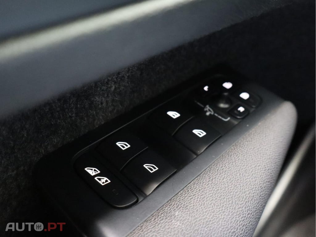 Volvo XC40 Volvo XC 40 1.5 T4 PHEV Core