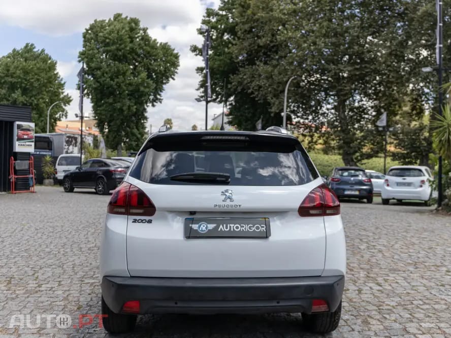 Peugeot 2008 1.6 BlueHDi Style