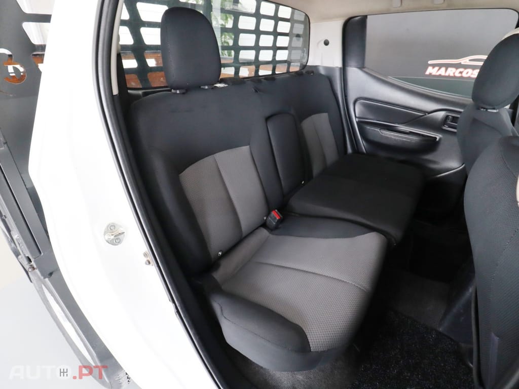 Mitsubishi L200 2.3 DI-D CD Invite 4WD