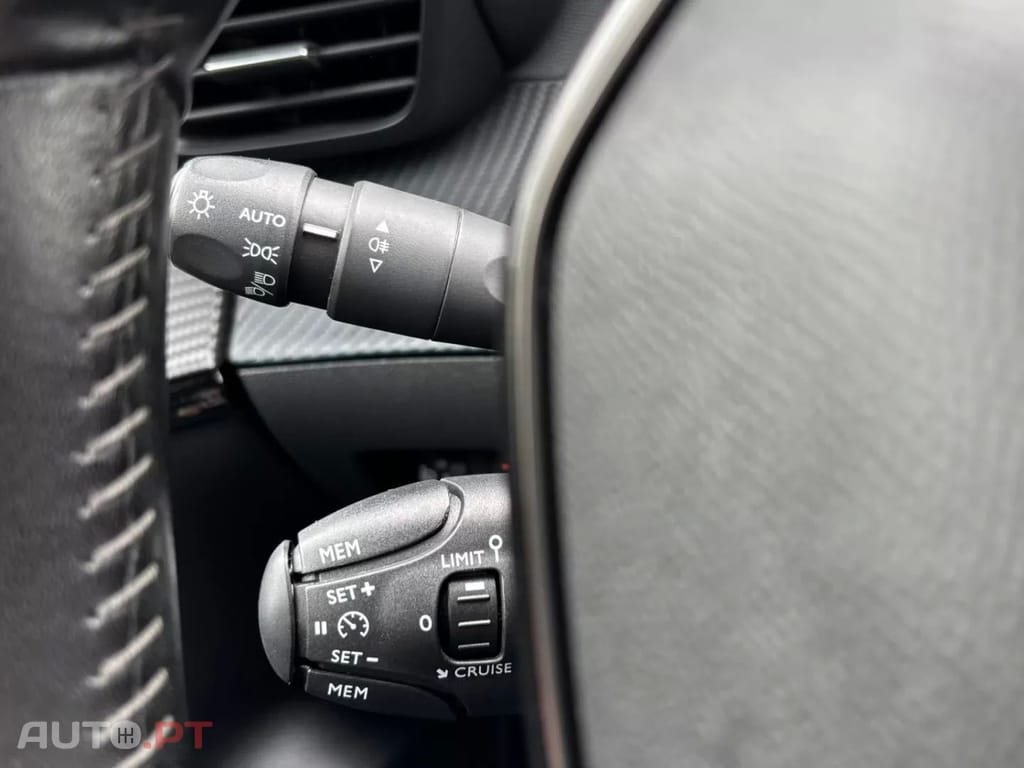 Peugeot E-208 50 kWh Active Pack