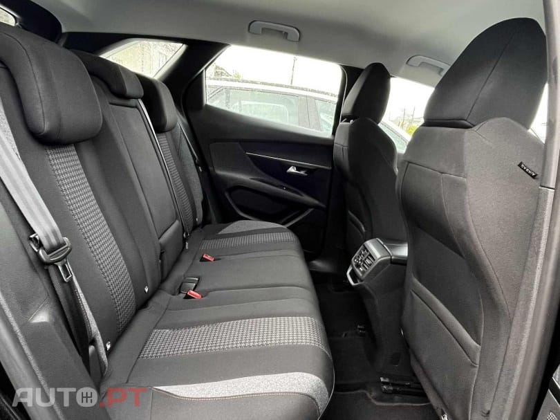 Peugeot 3008 1.5 BlueHDi Active Pack